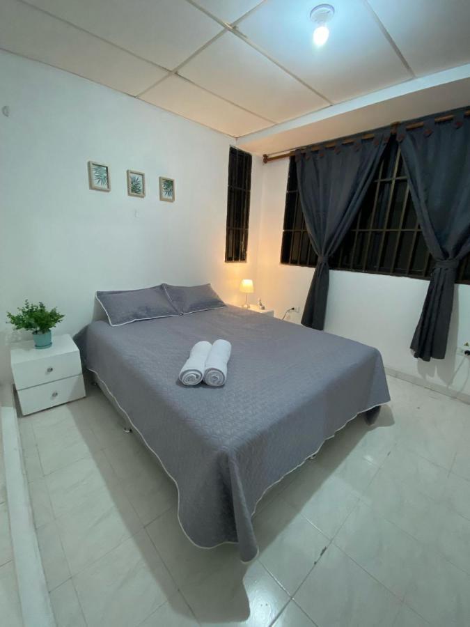 Habitaciones Independientes Cerca Al Aeropuerto 3 Cartagena Buitenkant foto