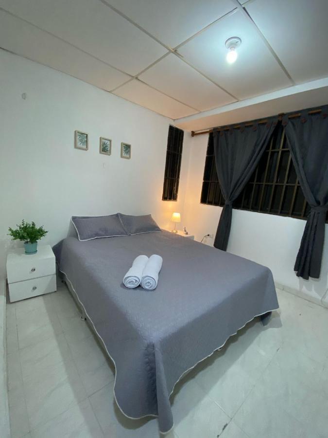 Habitaciones Independientes Cerca Al Aeropuerto 3 Cartagena Buitenkant foto